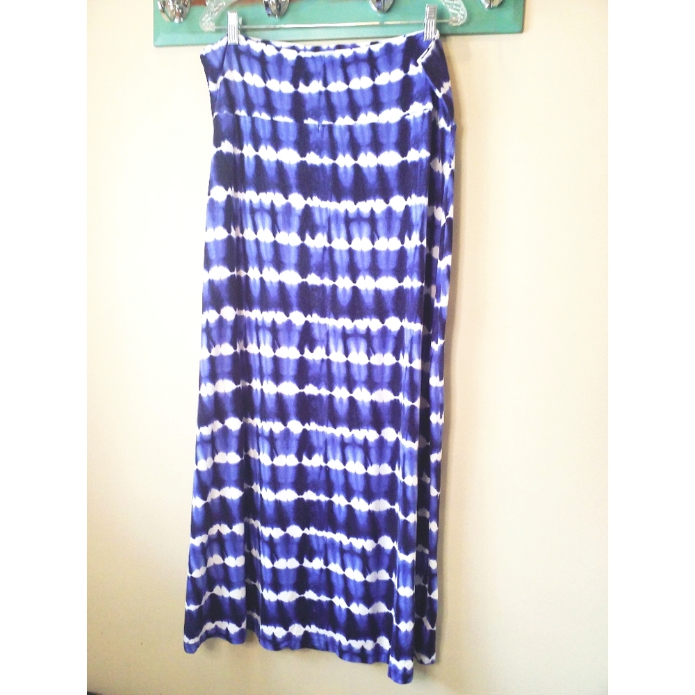 Blue and white maxi knit skirt XXL
